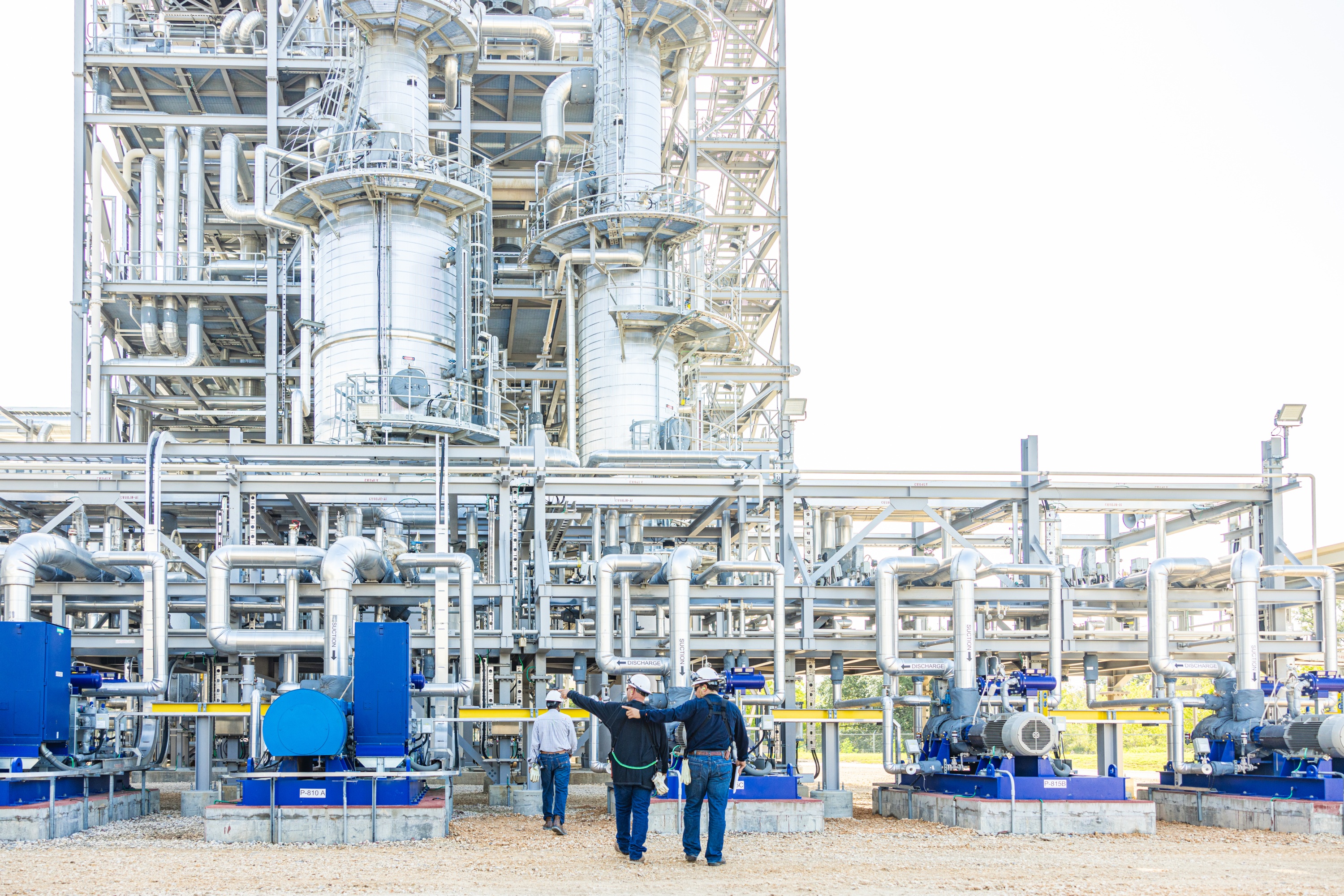 Engineers checking hydrogen truck
