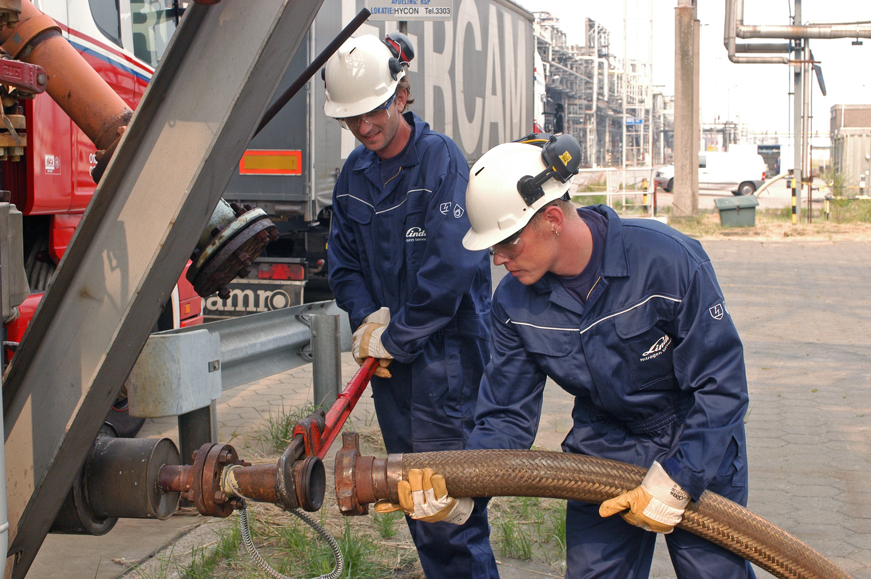 “Linde Nitrogen Service”