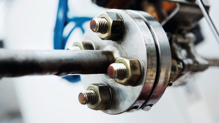 Linde PLANTSERV, spare parts management Installation of CIRRUS unit