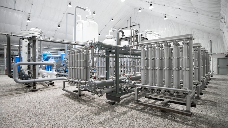 Helium membrane plant at Mankota, Canada