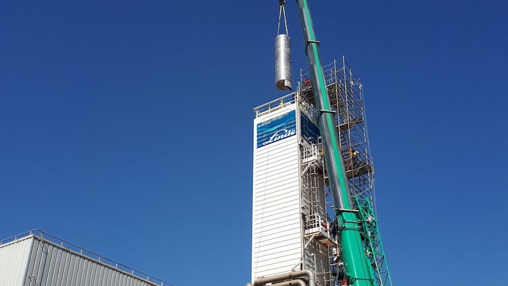 Extraction of a column from the ASU coldbox at Rubí, Barcelona