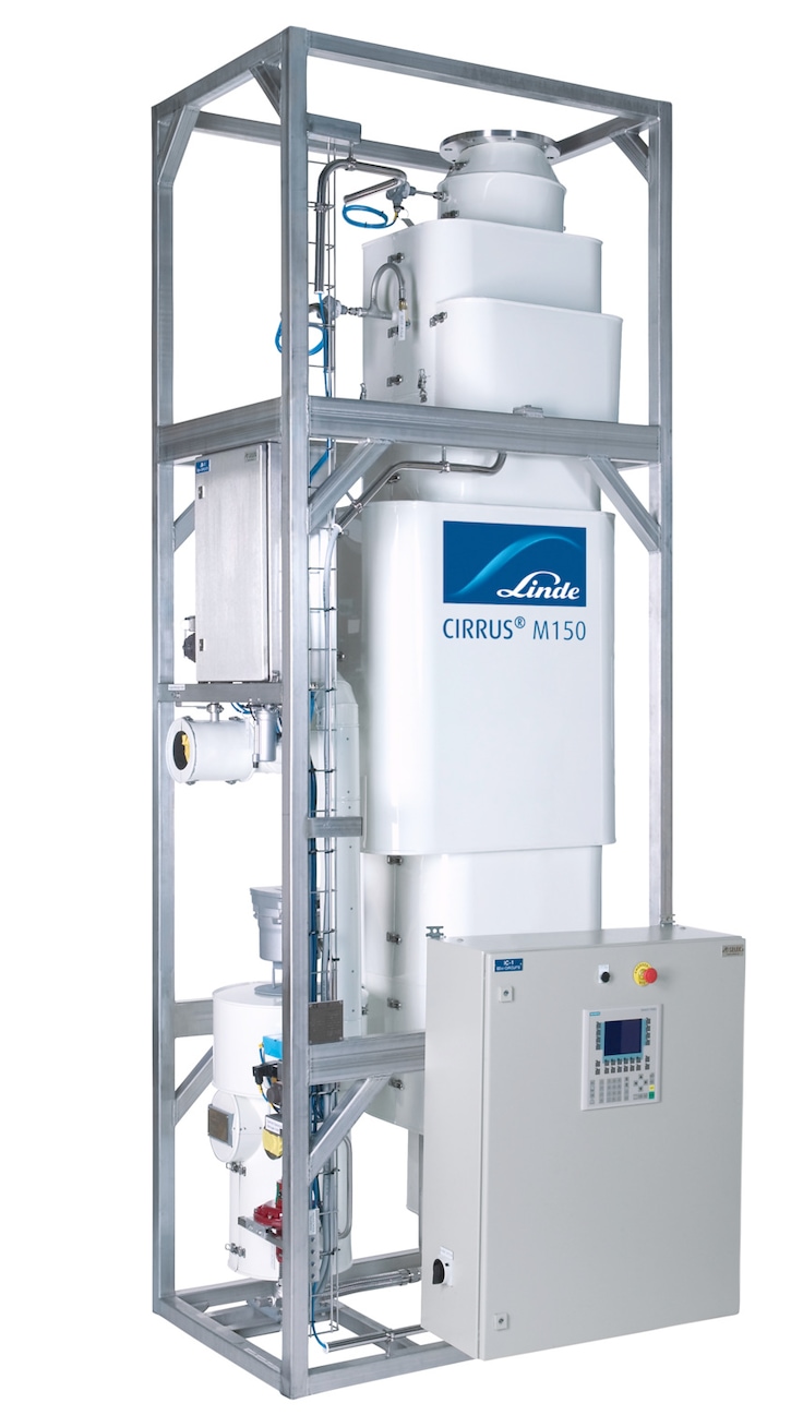 Cirrus condensation of VOC from exhaust