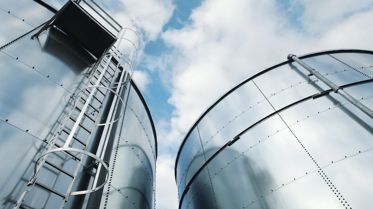 Storage tank and ladder at a refinery