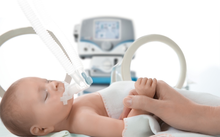 bébé en couveuse INOmax