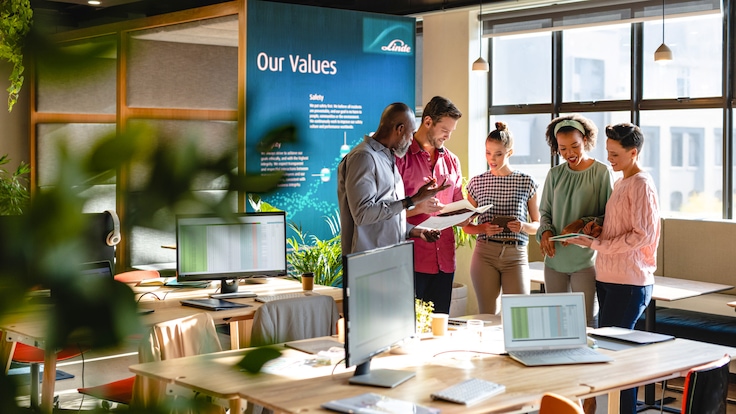 Angestellte in einem Büro